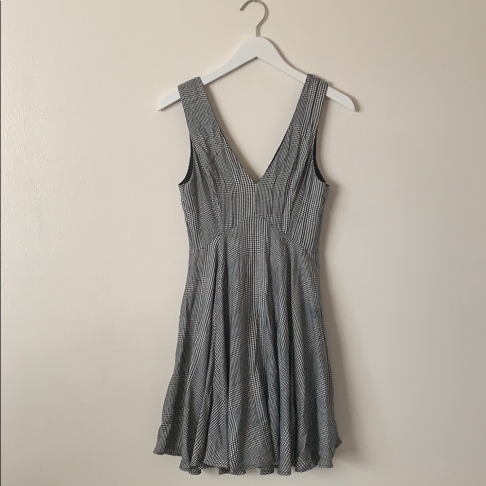 Preppy Gray Dress with Zipper Back